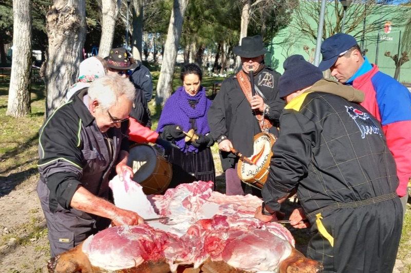 Ragama se echa a las calles para vivir su Matanza Tradicional