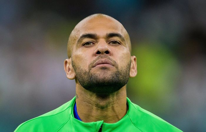 Así ha sido el recurso presentado por Dani Alves: dice que las cámaras desmienten a la víctima y pide su libertad