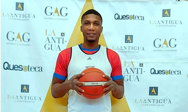 La Antigua ficha un pivot nigeriano de 2.03 metros para los seis partidos que restan