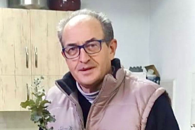 Un pueblo sin comercios es un pueblo muerto, nos tienen que ayudar a mantenerlos, si no será el fin