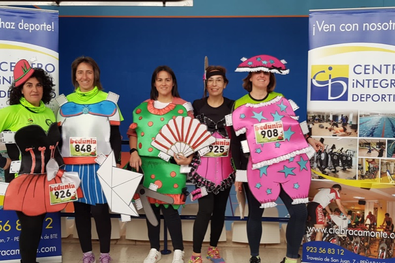 ‘Lady Bug’ y las ‘Supernenas’ se llevan el participativo concurso de disfraces del Centro Integral Deportivo