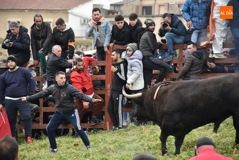 Romino se eterniza en su estancia en la calle