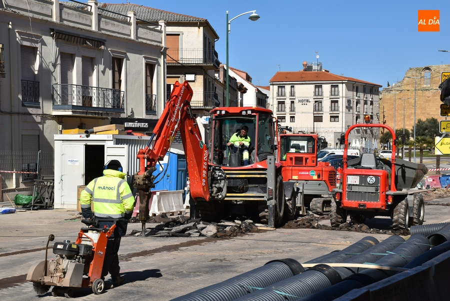 Cortado al tráfico el segundo tramo de la Avenida de España