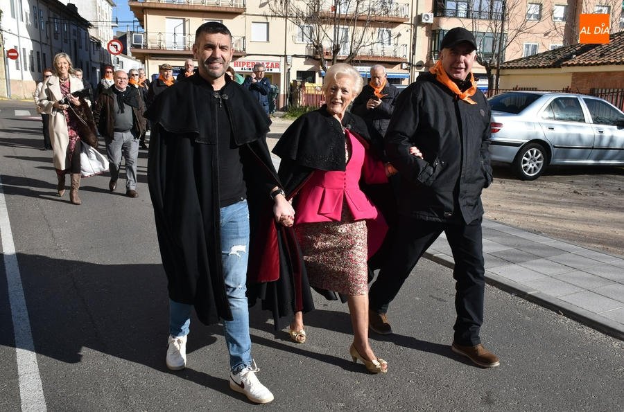 Rosario Pérez anima a echar fuera el miedo a ser mayor en el recuperado pregón del Centro de Día