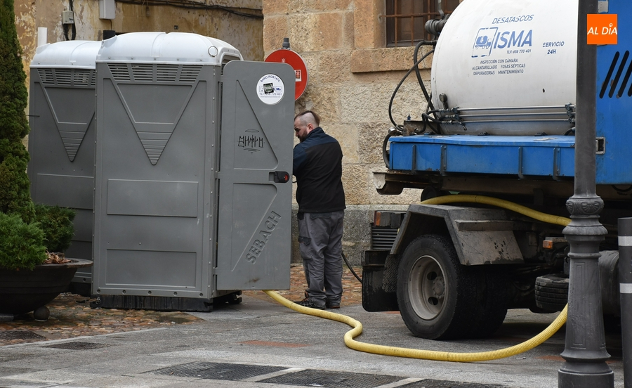 Arranca por toda la ciudad el largo proceso de vuelta a la normalidad tras el Carnaval