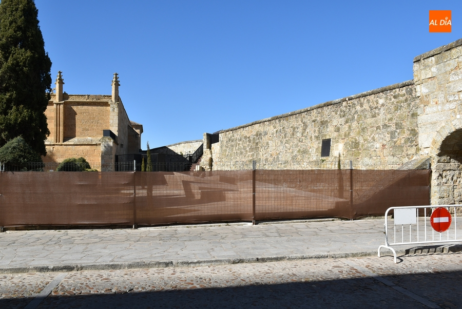 Vallada la Plazuela de Amayuelas para ‘protegerla’ de la que se avecina