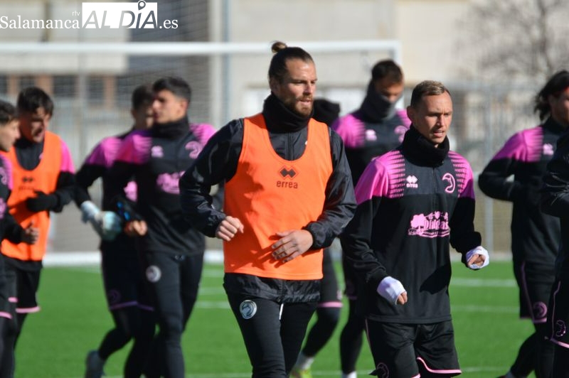 Ramiro Mayor y Nabil, las grandes ausencias del entrenamiento de Unionistas