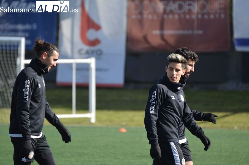 Gabri y Franco entrenan con el Salamanca UDS tras no salir en el mercado de invierno; Miguelito, pendiente de llegar