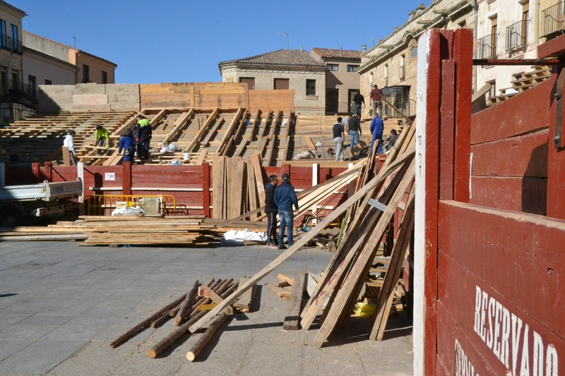 El Bolsín muestra su apoyo a la declaración como BIC del proceso de construcción del coso