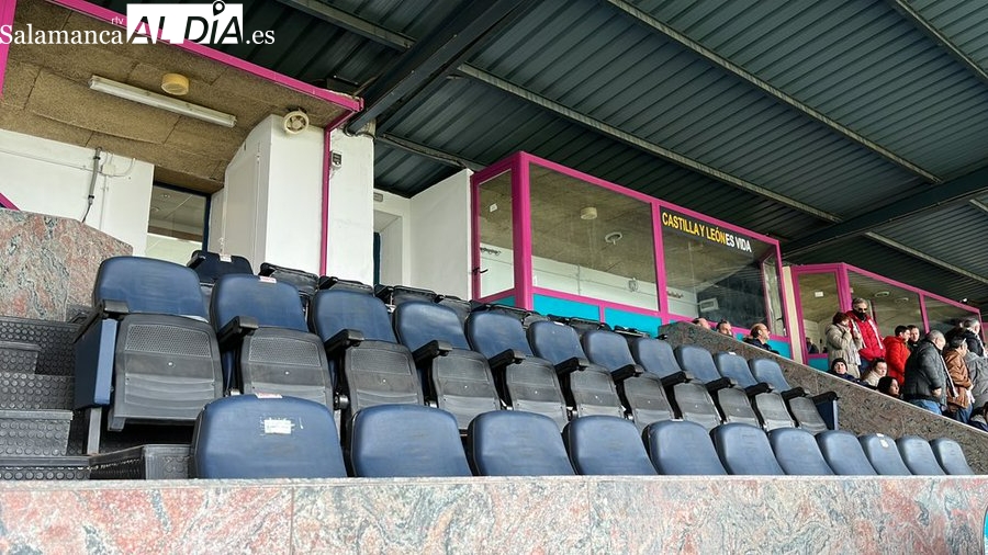 El palco del Helmántico, completamente vacío: la imagen que trae de cabeza a los aficionados del Salamanca UDS