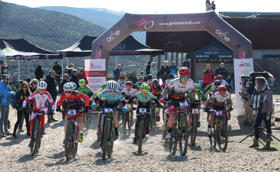 88 jóvenes ciclistas participan en el I Trofeo Ibérico Siega Verde de BTT