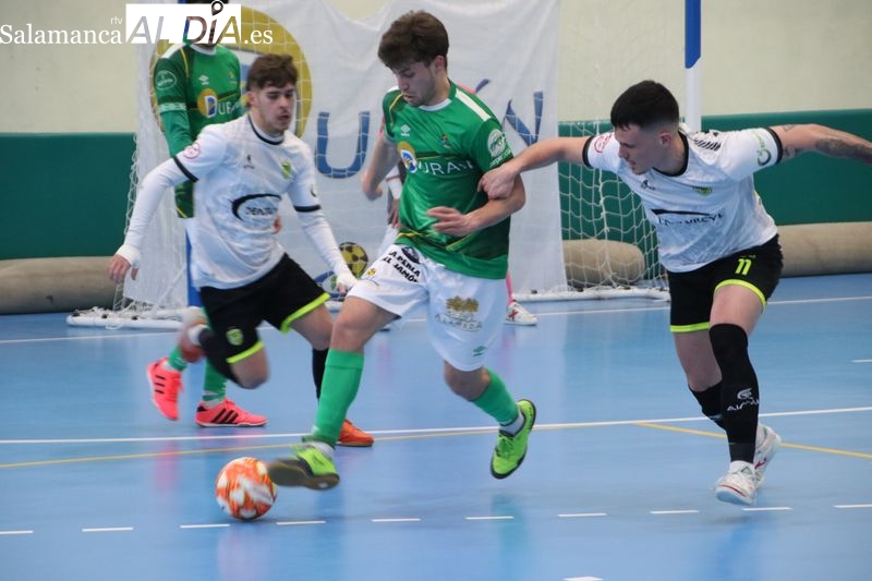 Partidazo, triunfo y cortocircuito arbitral en Alba (10-7)