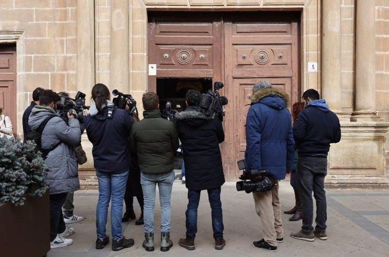 Un año de prisión por dar una bofetada a su esposa en TikTok ante miles de personas