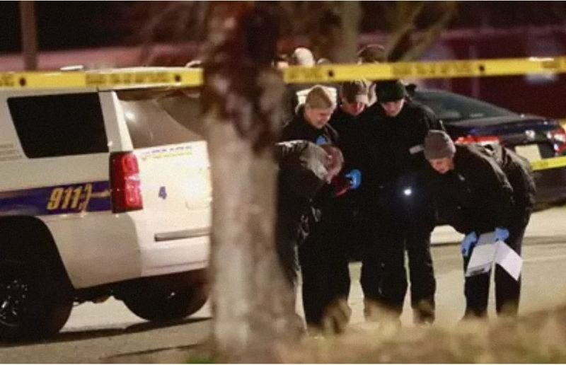 Al menos tres muertos y cinco heridos tras un tiroteo en el campus de la Universidad de Michigan