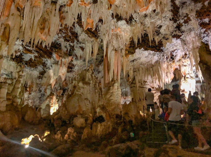 Tres cuevas cerca de Salamanca que no te puedes perder