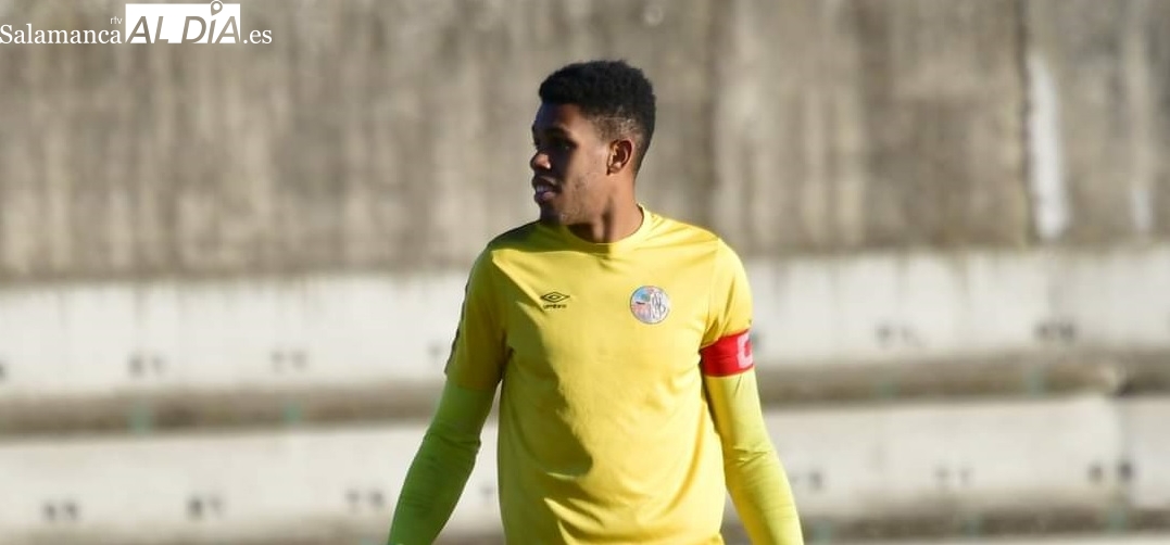 Moha, portero del filial del Salamanca UDS, víctima de racismo en Mojados
