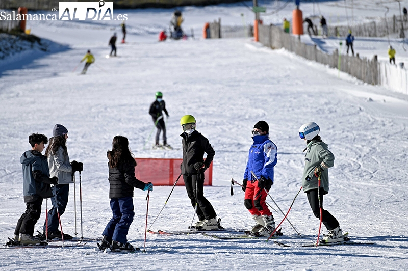 Más de 300 niños podrán disfrutar de dos jornadas de esquí por solo 75 euros