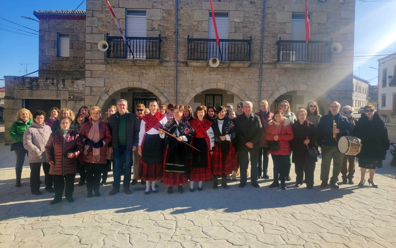 Medio centenar de mujeres animan las águedas en Barruecopardo