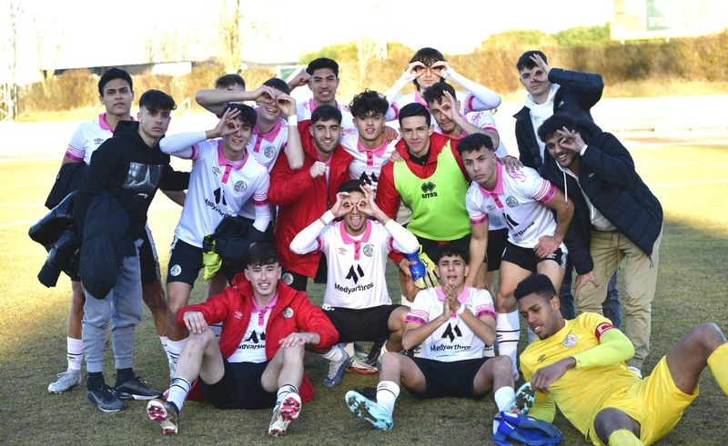 El filial del Salamanca UDS gana al Fabero en su regreso a Las Pistas (1-0)