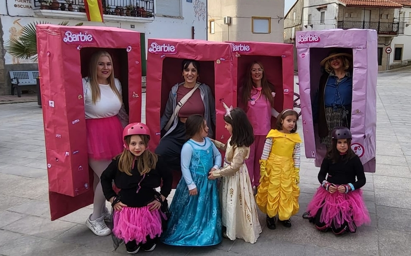 En Villarino comienzan el Carnaval con un divertido concurso de disfraces