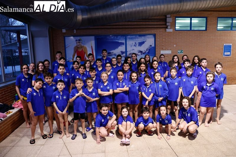 El Club Deportivo Acuático, la pequeña familia de 170 nadadores que vive uno de los mejores momentos de su historia
