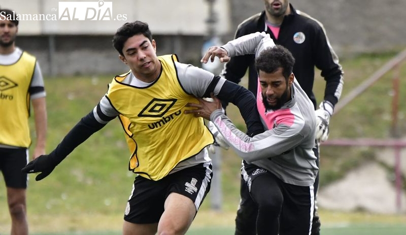 Pablo de Castro vuelve al grupo y Marco Tulio se queda al margen en el primer entrenamiento del Salamanca UDS de la semana