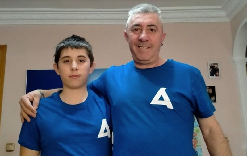 La historia de dos familias con menores Asperger: Imagina la angustia de querer ayudar a tu hijo, pero no saber cómo