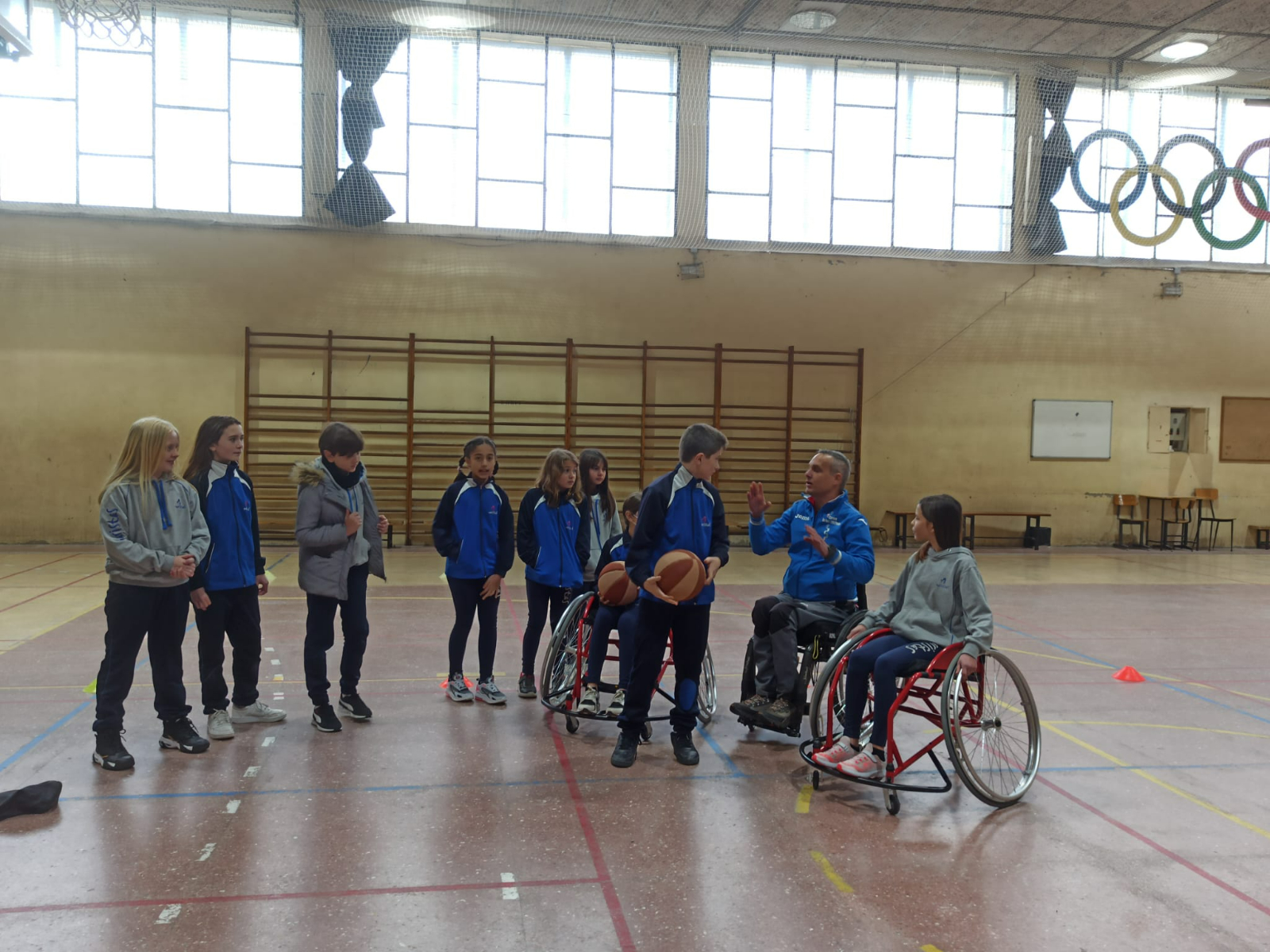 El colegio Marista Champagnat participa en el proyecto Así quiero mi vida con AVIVA