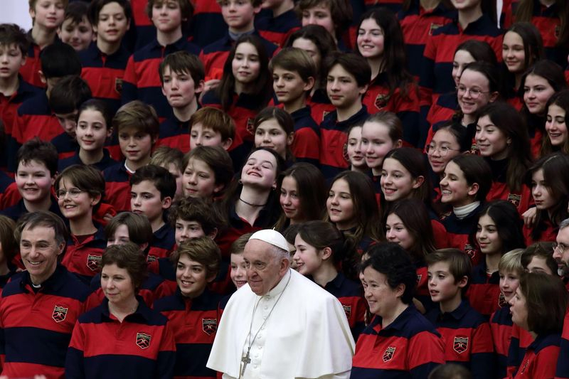 La opinión del Papa Francisco: La familia está siempre en peligro