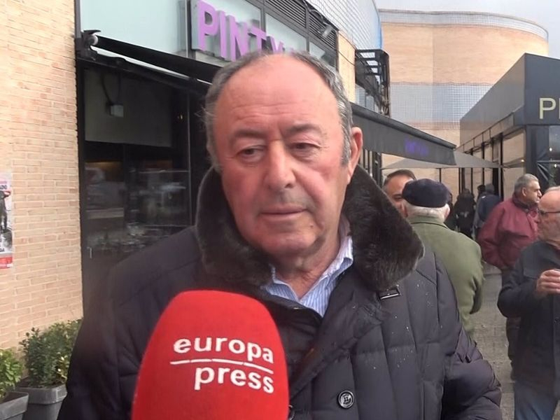 Luis Miguel El Chatarrero no se decanta ni por Ágatha ni por Carmen Lomana