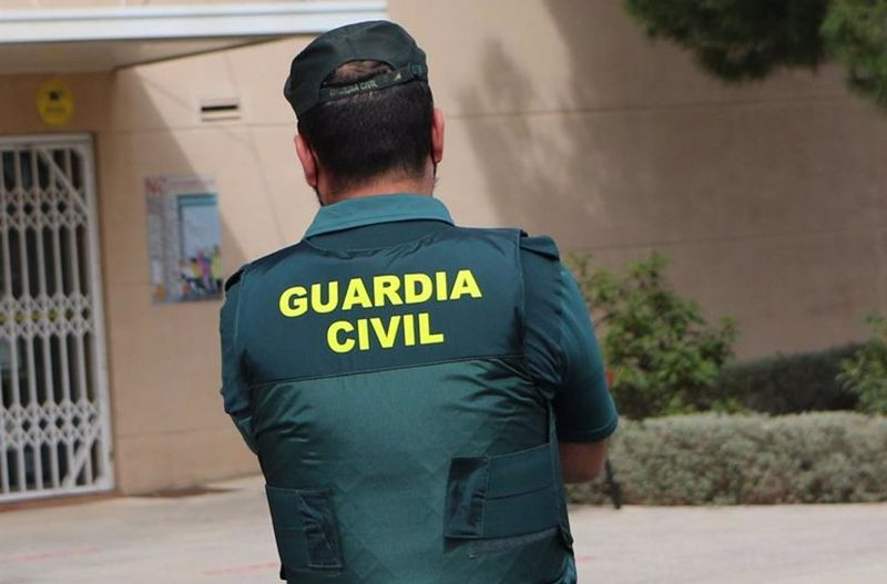 Un guardia civil fuera de servicio captura a un ladrón en Pizarrales