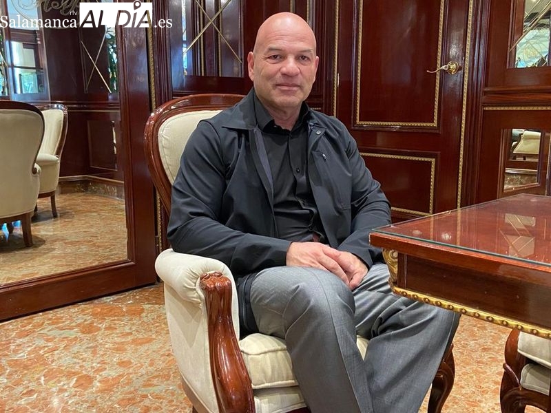 Mobarak, el hombre que quemó una obra de Frida Khalo, en Salamanca: Estoy seguro de que Frida hubiese estado de acuerdo