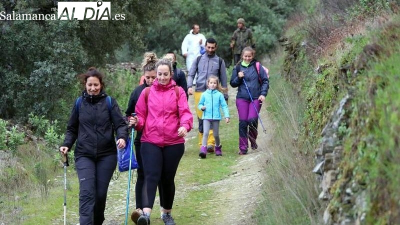 Últimas horas para apuntarse a la marcha Almendros en flor de La Fregeneda