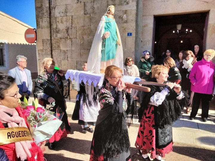 Las Águedas disfrutan y festejan en Doñinos