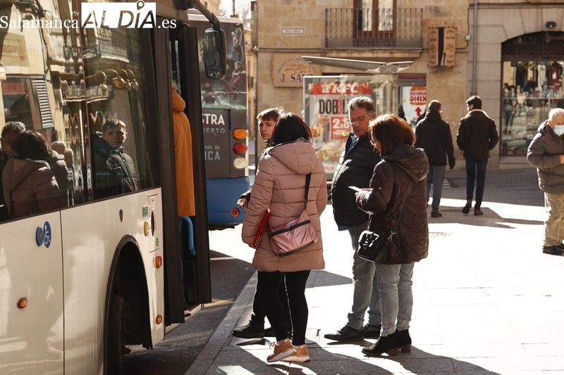 Llega el fin de las mascarillas en el transporte público