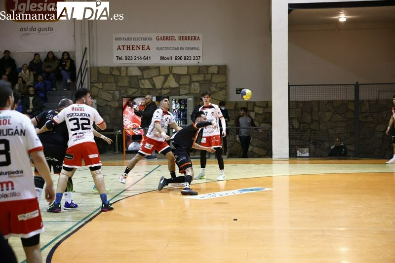 Dura derrota del BM Salamanca a manos del BM Soria (44-27)