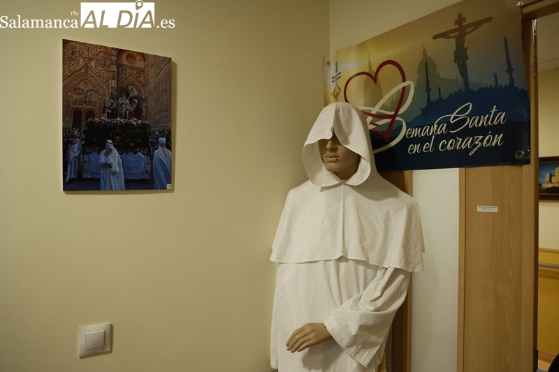 Abierta una exposición sobre la Semana Santa en el Centro de Mayores Lazarillo de Tormes