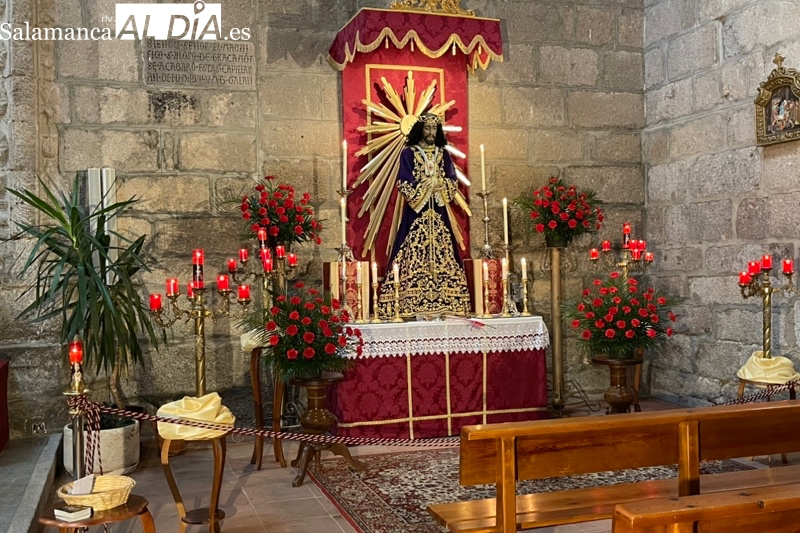 La cofradía Jesús Nazareno vive este viernes el día grande de su fiesta anual