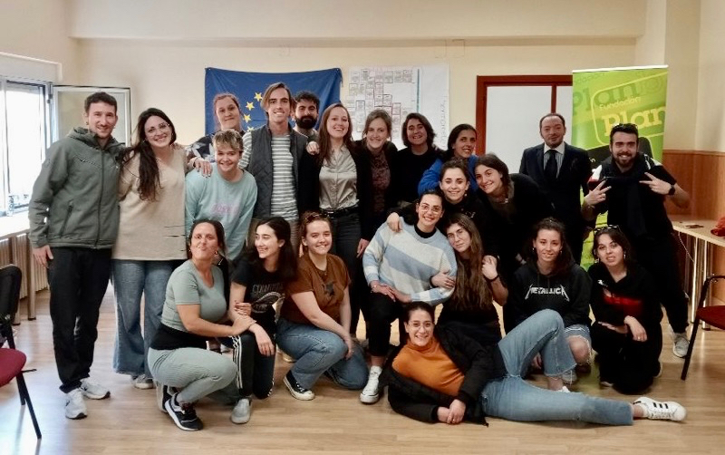 La Fundación Plan B elige Peñaranda para desarrollar una semana de formación para la inclusión y participación juvenil en redes sociales