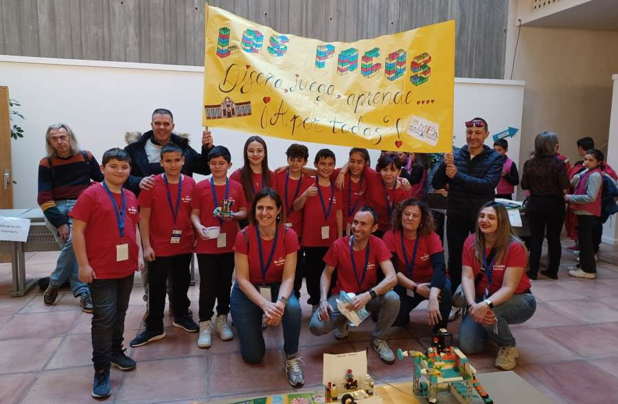 Alumnos del Colegio San Francisco compiten en la First Lego League Challenge