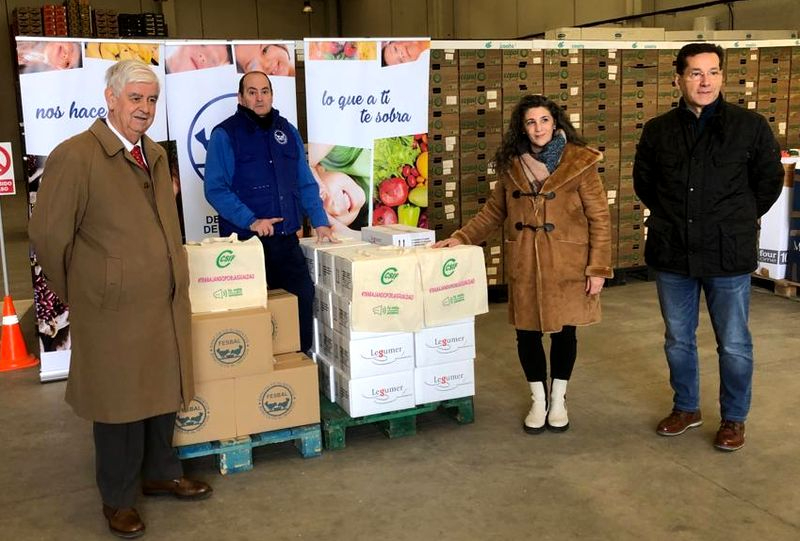 CSIF entrega al Banco de Alimentos de Salamanca los productos recogidos entre sus afiliados
