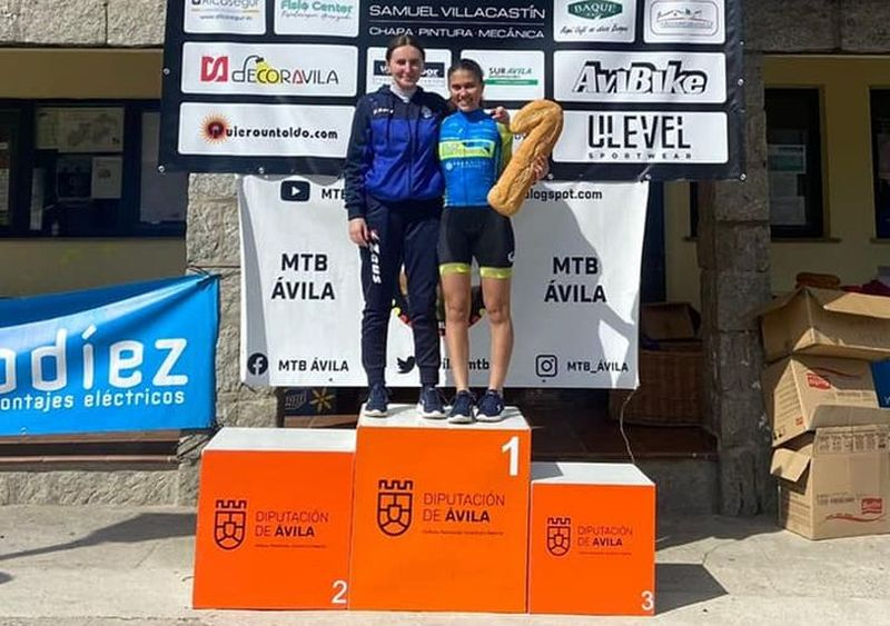 Daida García (principiantes) brilla en Guijuelo y Carla Jiménez (cadete) en Navalmoral de la Sierra