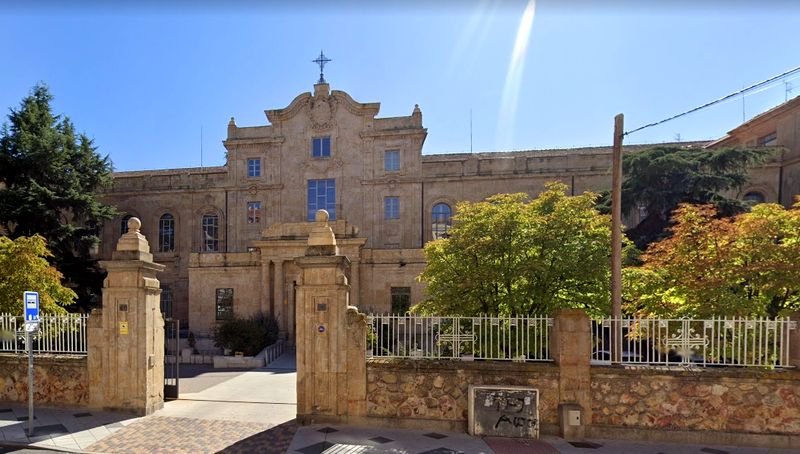 Asalta un centro religioso de Salamanca y lo detienen cuando vuelve por su móvil
