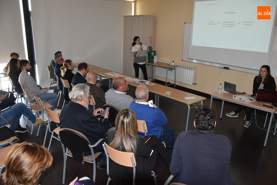 Presentado un plan de futuro para el río que incluye una ruta de 28 kilómetros con 2 nuevas pasarelas