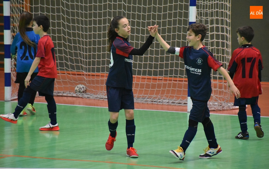 Los conjuntos ‘A’ se imponen con holgura en el doble derby fraticida de los equipos del III Columnas