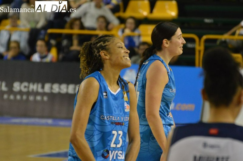 El Perfumerías Avenida mantiene el pulso con el Valencia Basket por el liderato