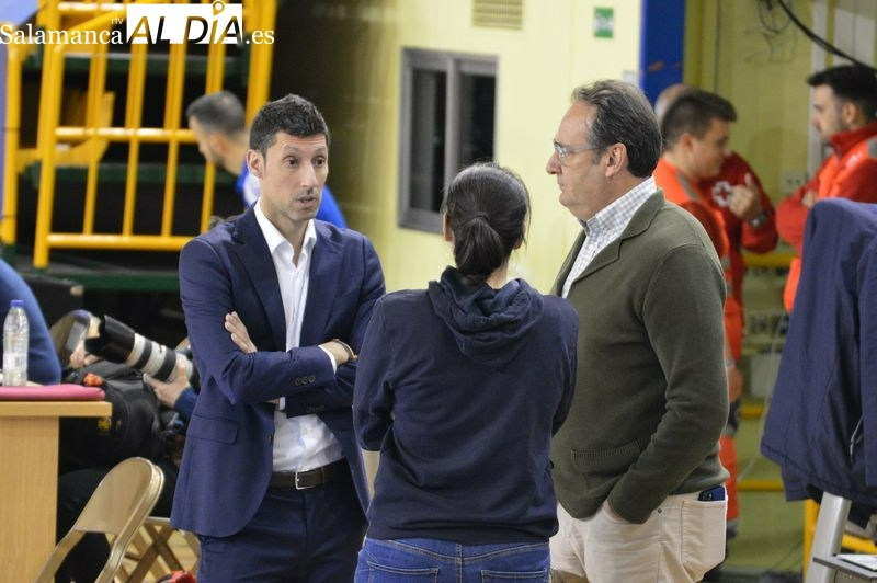 Pepe Vázquez, a la afición del Perfumerías Avenida: Estoy seguro de que Würzburg va a presentar otro lleno para volver a Praga