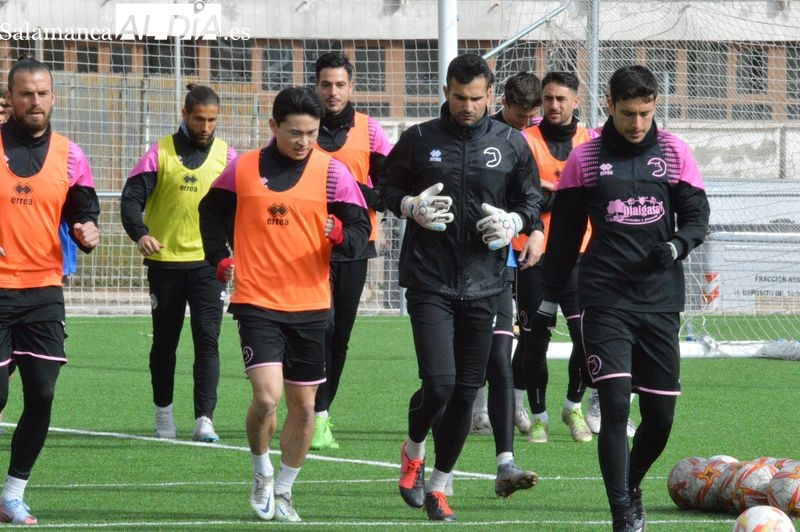 June-hyuk Ahn ya entrena con Unionistas