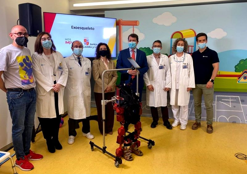 Castilla y León estrena un exoesqueleto pediátrico único en el mundo 