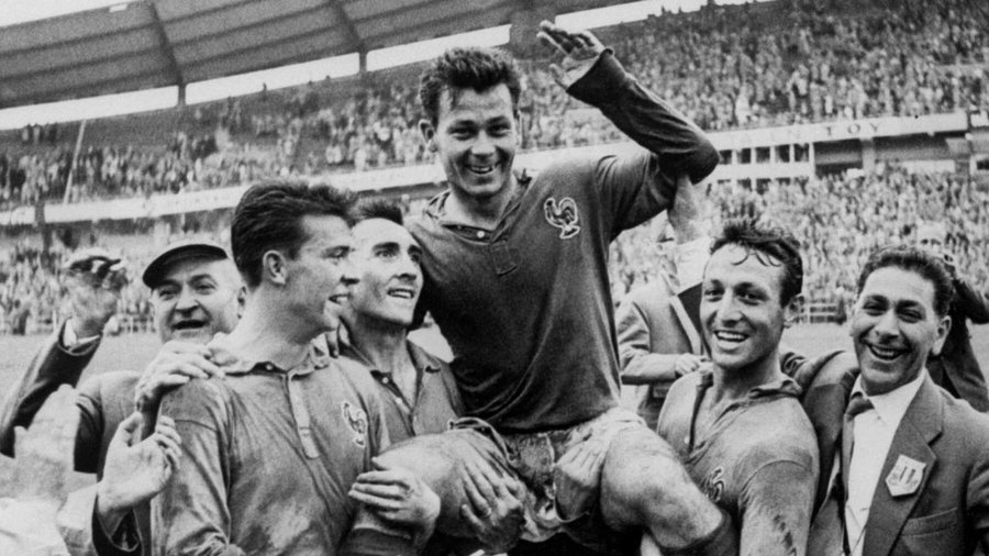 Muere el futbolista Just Fontaine, el máximo goleador en un Mundial